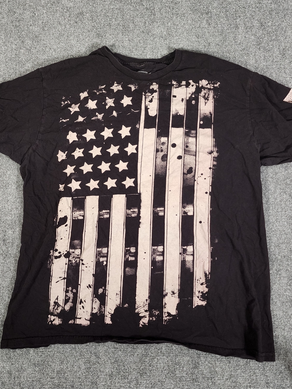 Brothers & Arms Men's L Black American Flag Graphic Crew Neck T-Shirt